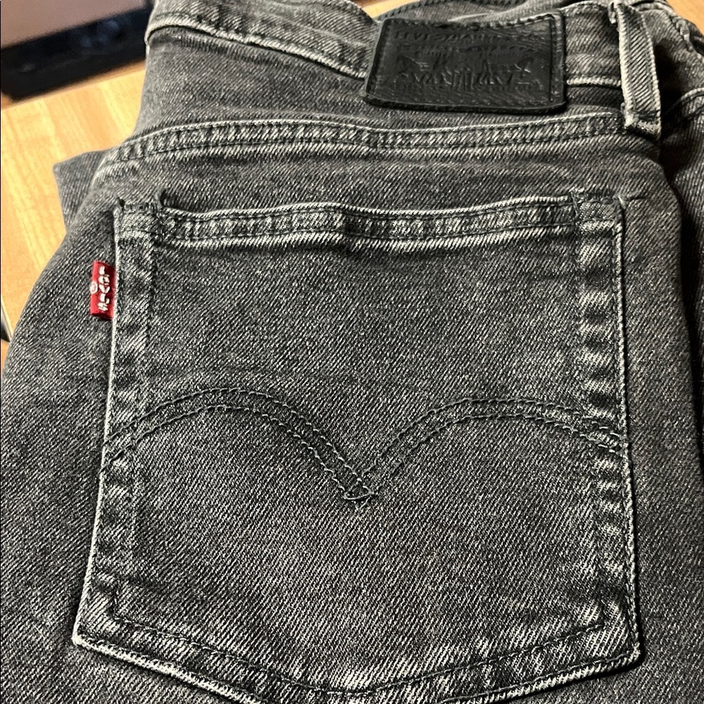 Levi's Men's Dark Gray Straight Jeans